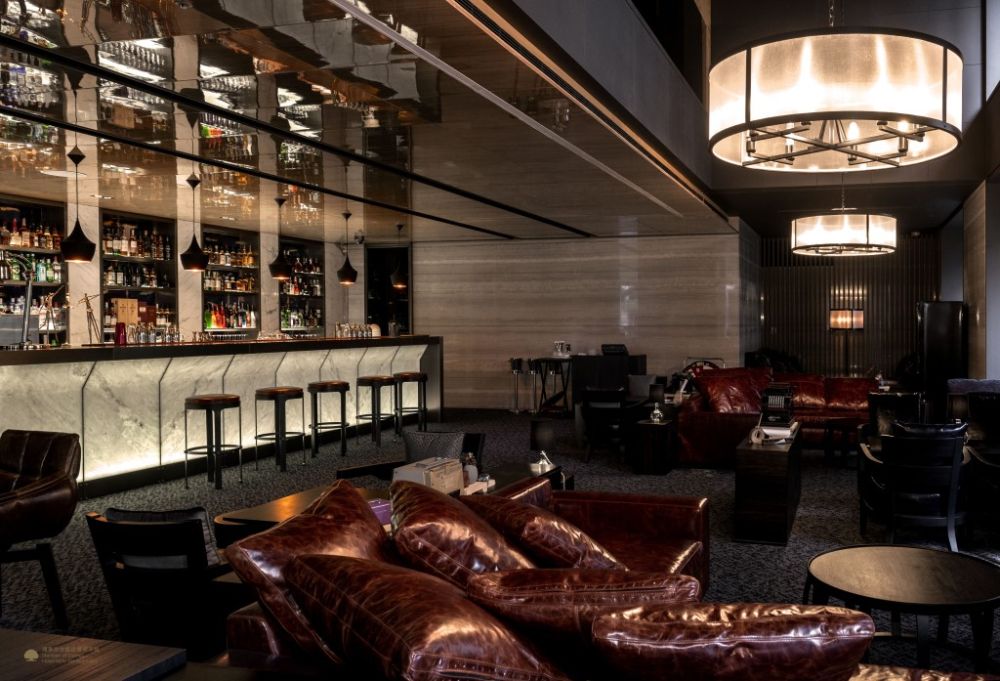 URBAN331 BISTRO＆WHISKY LOUNGE